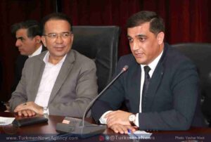 نشست هم‌اندیشی فعالان اقتصادی گنبدکاووس با حضور دبیرکل اکو و سفیر ترکمنستان