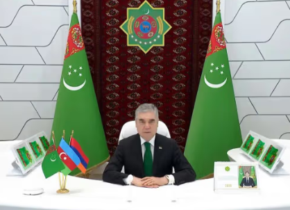 قربانقلی بردی محمداف اعطای جایزه بین‌المللی زاید به رهبران آذربایجان و ارمنستان را تبریک گفت