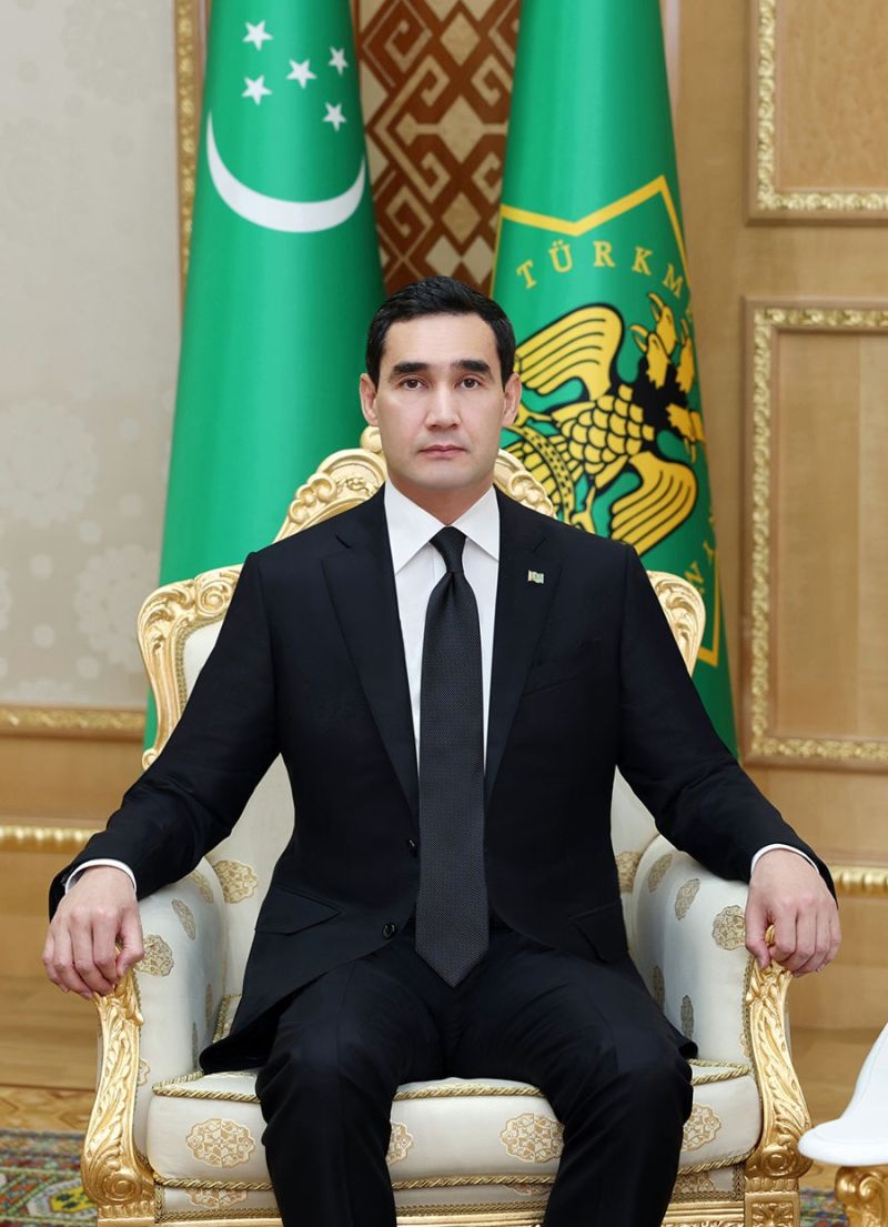 رئیس جمهور ترکمنستان یک دوچرخه سواری دسته جمعی را در عشق آباد رهبری کرد